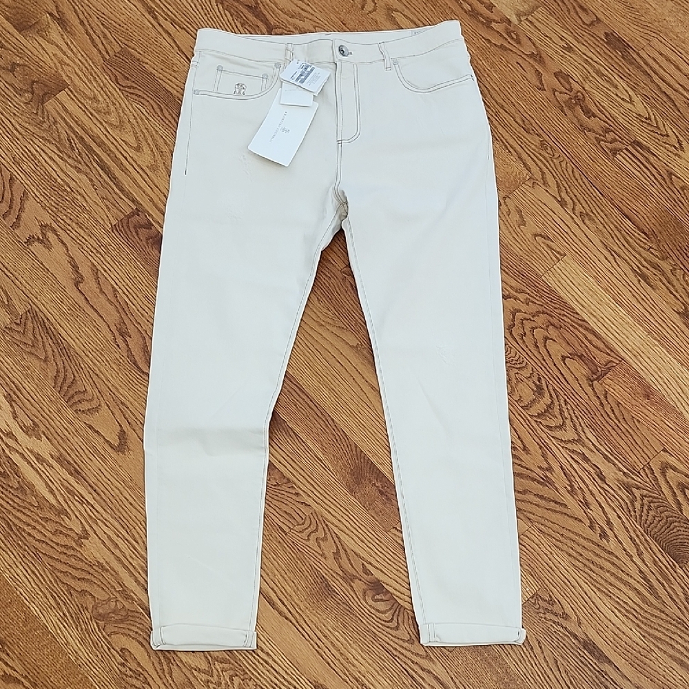 NWT - Brunello Cucinelli Men's Carrot Cut Straight Jeans - Cream